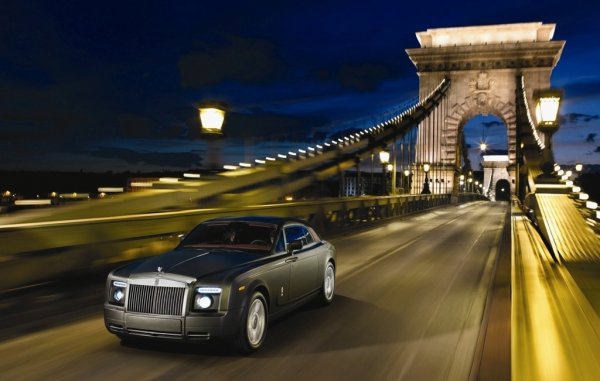 Rolce Royce Phantom Coupe.